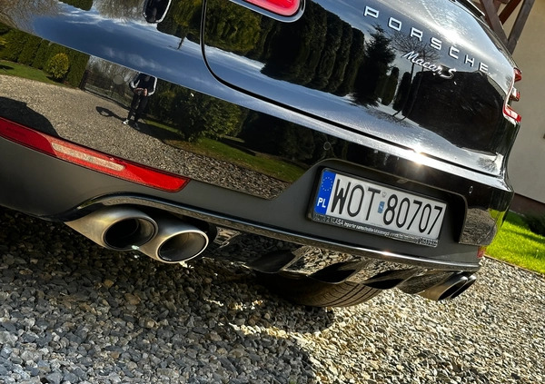 Porsche Macan cena 165800 przebieg: 63434, rok produkcji 2018 z Gąbin małe 631